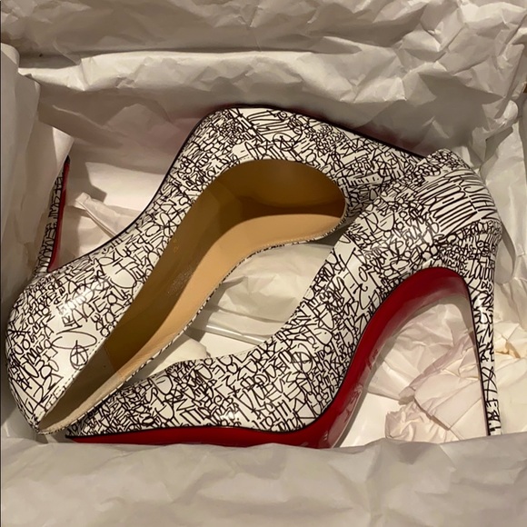 Christian Louboutin Red Bottoms - Picture 1 of 1